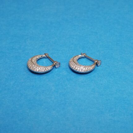 Classic Silver Stud Gents Earring