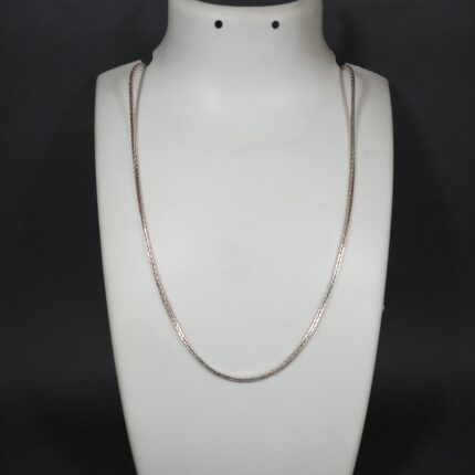 Timeless Silver Chain - Sophisticated and Versatile Jewelry