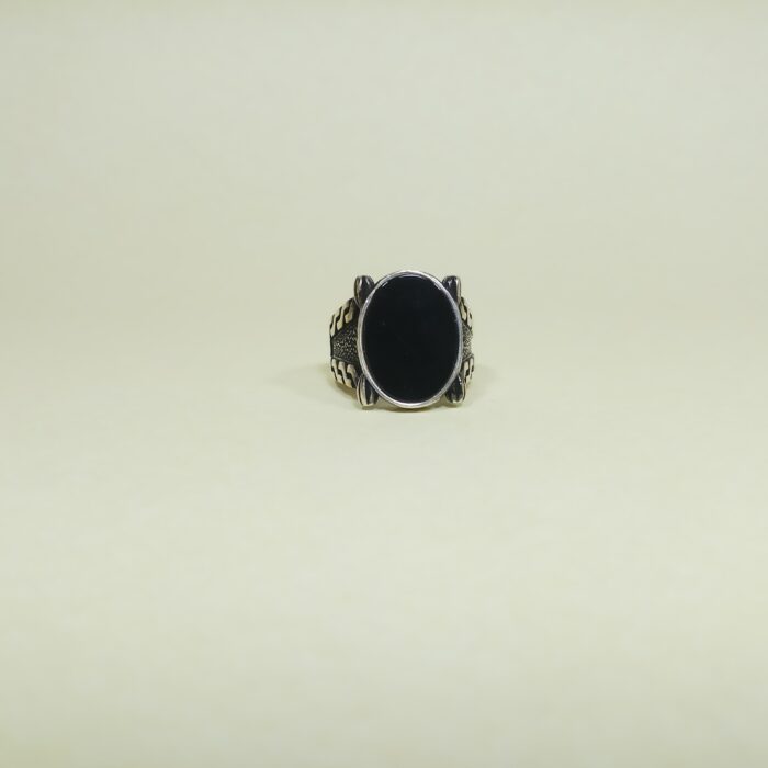 925 Sterling Silver Black Stone Ring – Timeless Elegance