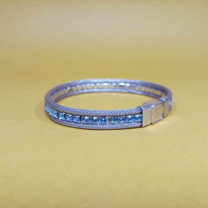 Shimmering Sophistication: Silver 925 Ladies Bracelet