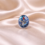 edit the silver ring with pink background mirror effect