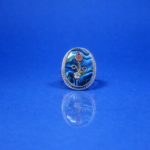 edit the silver ring with pink background mirror effect
