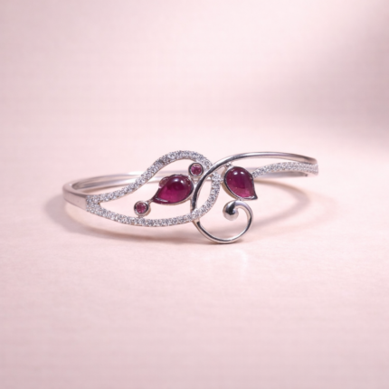 Graceful Glamour: Silver 925 Ladies Kada