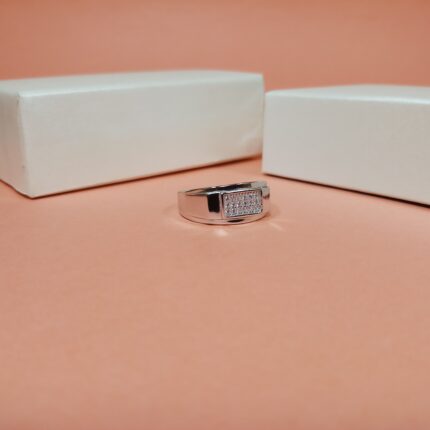 Timeless 925 Silver Ring