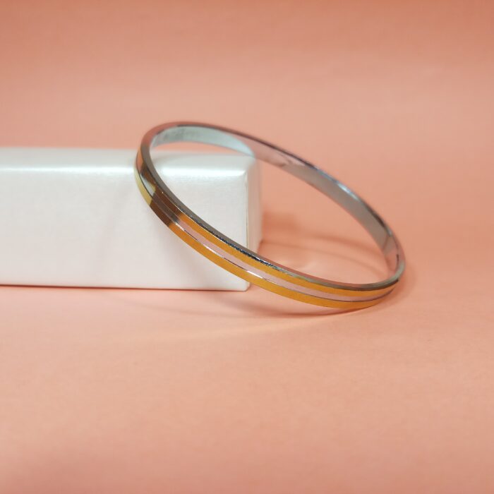 Majestic Gents' Pure Silver Kada