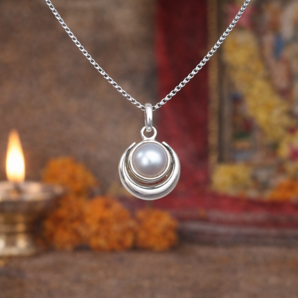 Luminous Chandrma Moti Pendant in Pure Silver