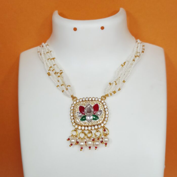 Silver Kundan Necklace – Classic Indian Bridal Jewelry