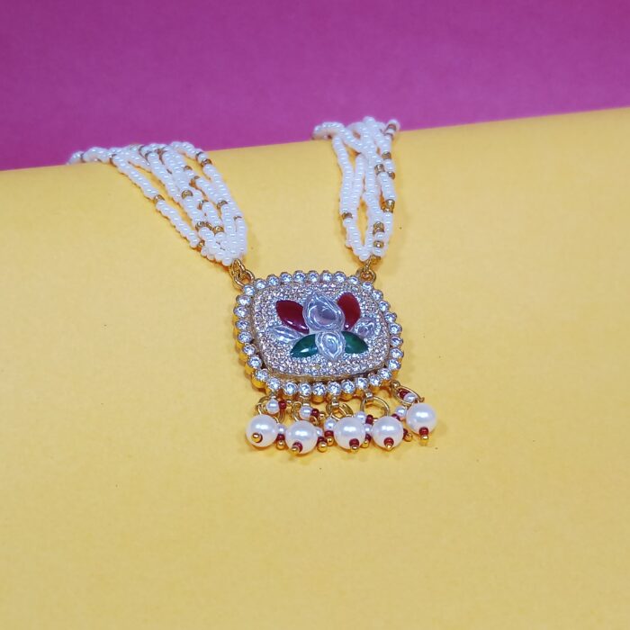 Silver Kundan Necklace – Classic Indian Bridal Jewelry