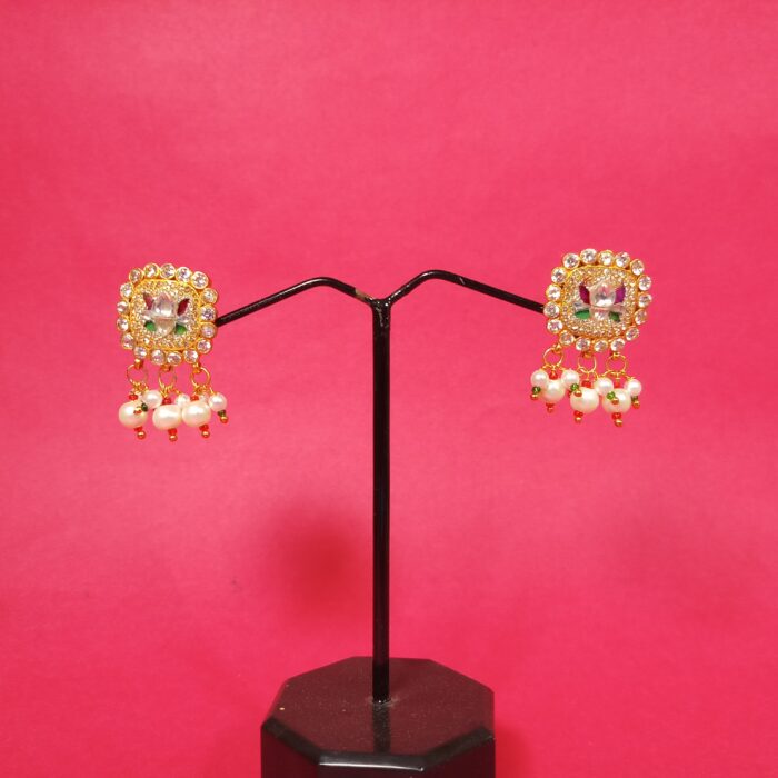 Silver Kundan Earrings – Timeless Elegance in Every Detail