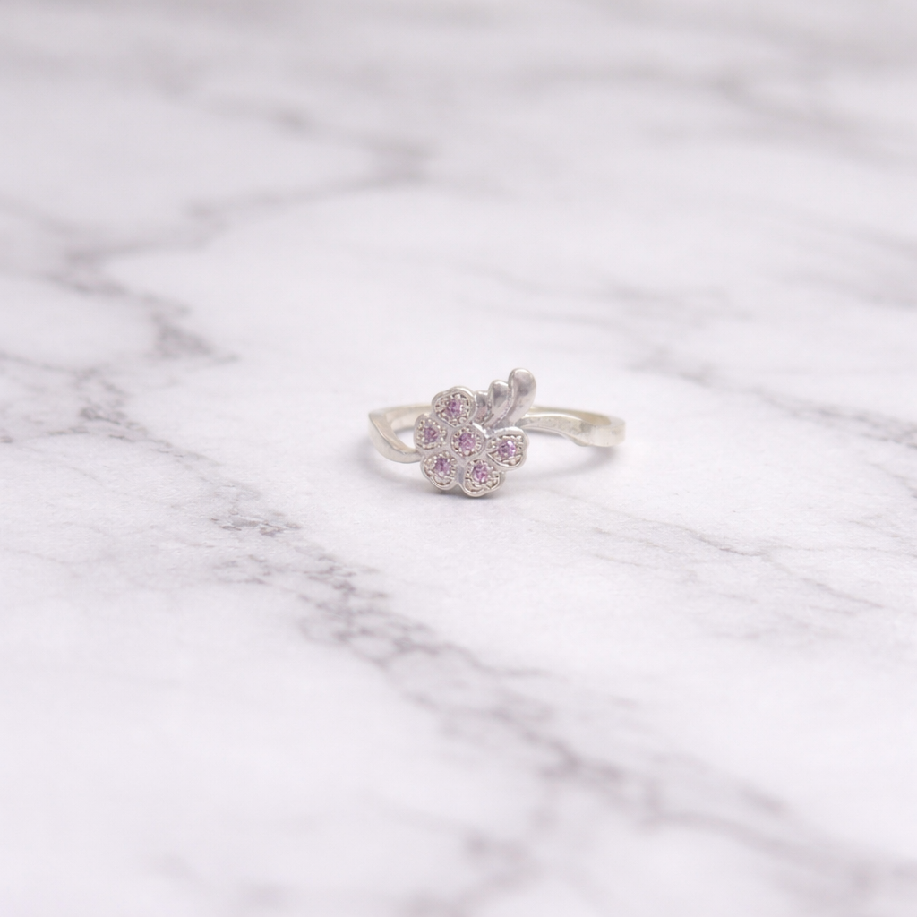 ChatGPT Image Feb 5, 2026, 02_15_09 PM Pure Silver Ladies Ring – Simple Yet Stunning
