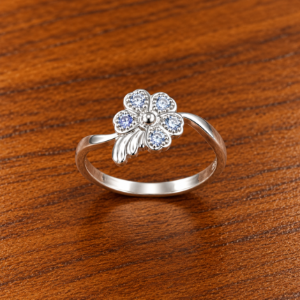 Pure Silver Ladies Ring – Simple Yet Stunning