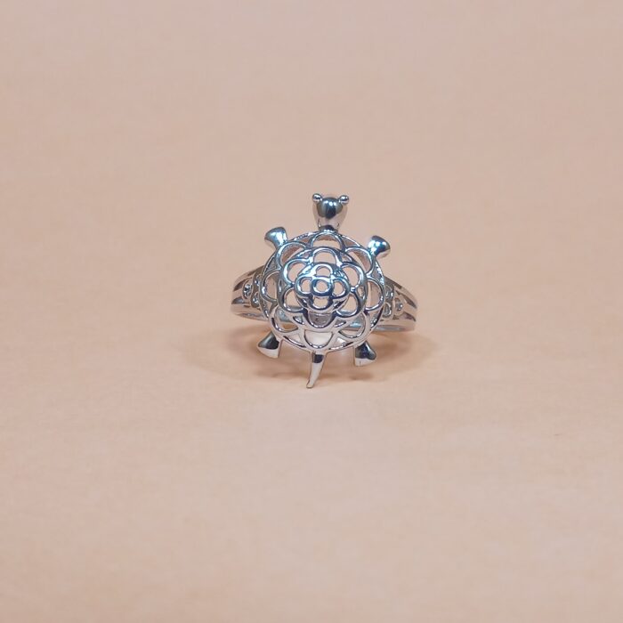 925 Sterling Silver Tortoise Ring – Unique & Stylish