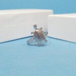 Chic Tortoise Motif Ring in Silver