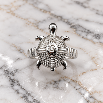 Elegant Silver Tortoise Ring – Symbol of Luck and Style