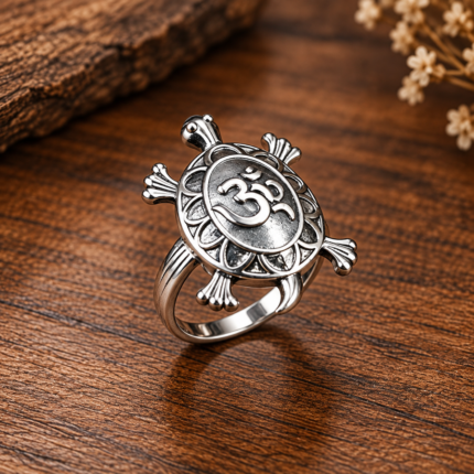 Graceful Tortoise Design Sterling Silver Ring