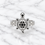 Graceful Silver Tortoise Design Ring