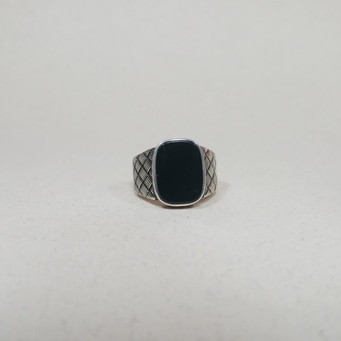 Tamrashyam: Elegant Black Stone Turkish-Inspired Ring