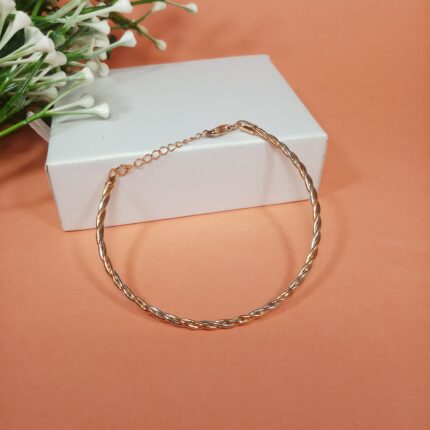 Classic Sterling Silver Bracelet for Women – Timeless Elegance