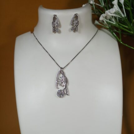 Pure Silver Pendant Set with Indian-Inspired Design