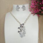 Shimmering 925 Silver Chain Pendant – An Indian Classic