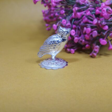 Beautifully Crafted Silver Owl for Pooja and Vastu