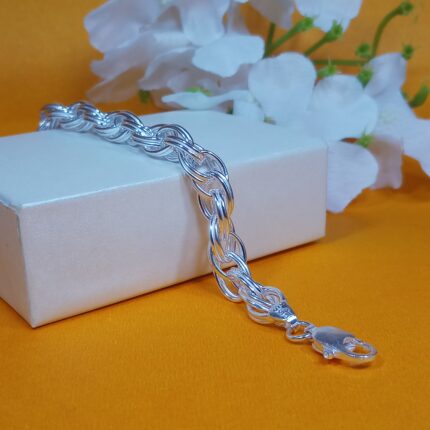 Stylish Silver Gents Bracelet – A Perfect Blend of Elegance and Masculinity