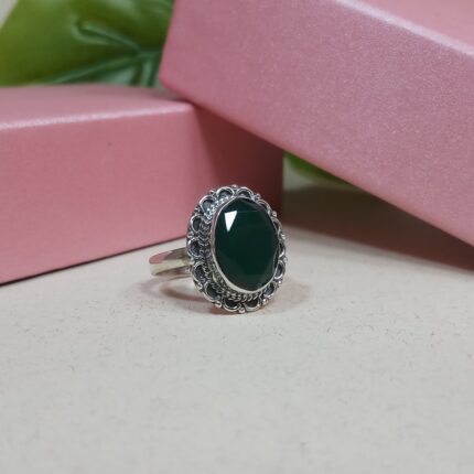 Timeless Sterling Silver Cut Stone Ring