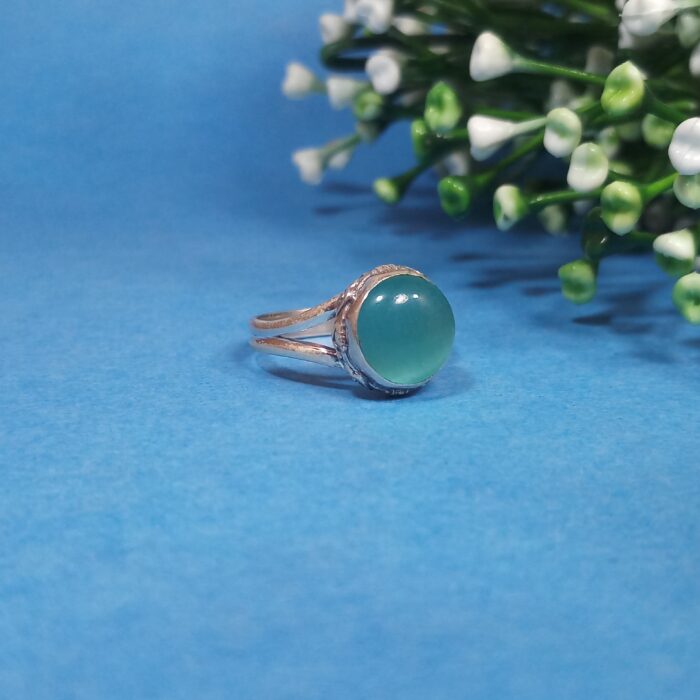 Dazzling 925 Sterling Silver Cut Stone Ring