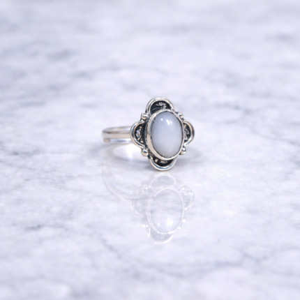 Elegant Silver 925 Cut Stone Ring
