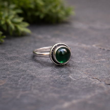 Radiant 925 Silver Ring with Precision-Cut Stone
