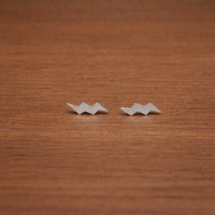 925 Sterling Silver Bizli Stud Earrings – Striking Lightning Bolt Design