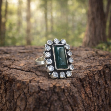 Exquisite 925 Silver Cut Stone Ring – Perfect for Gifting or Everyday Glamour