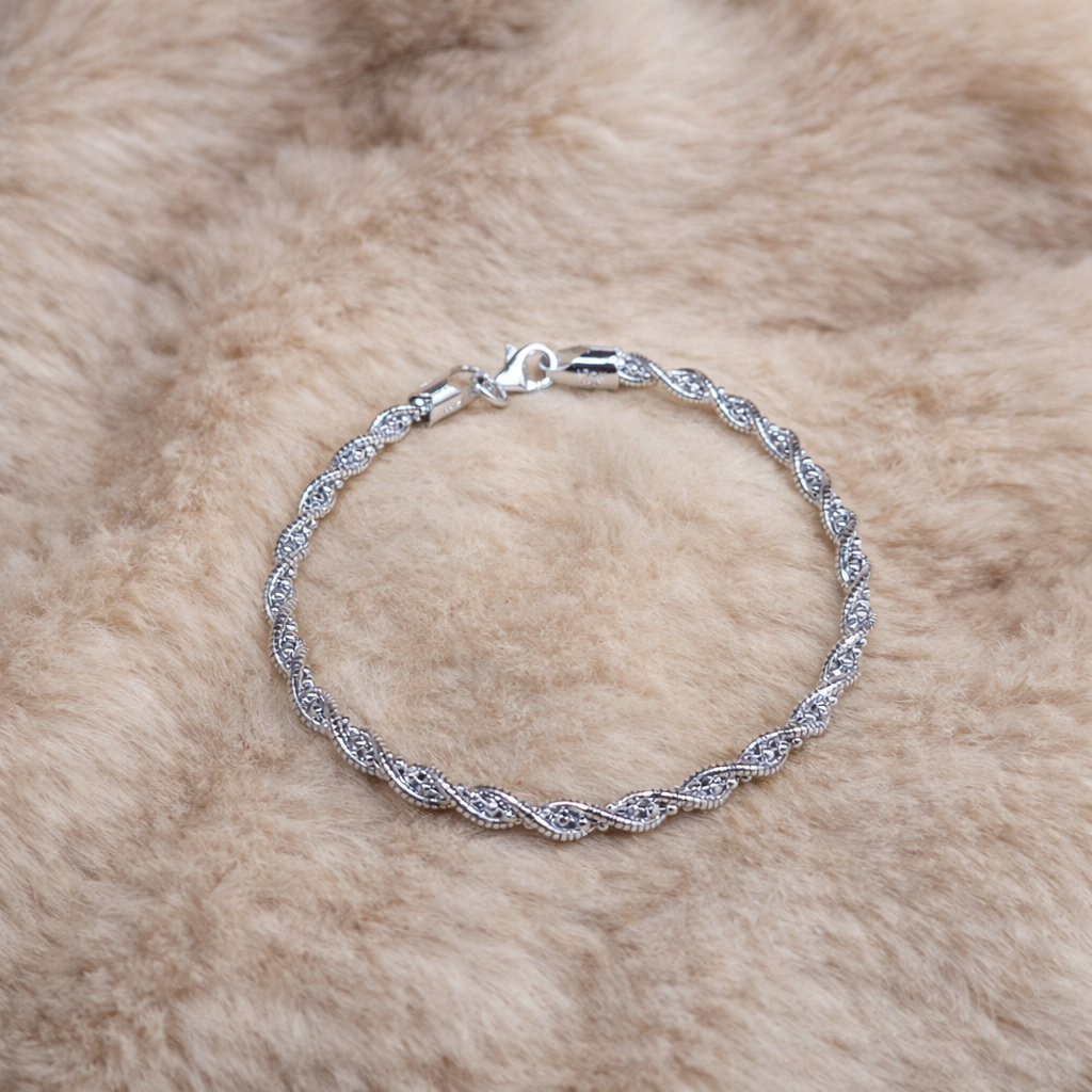 ChatGPT Image Mar 27, 2026, 11_54_04 AM Chandi Kada – Elegant Sterling Silver Bracelet for Women