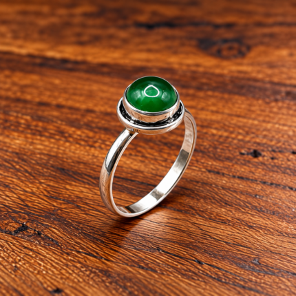 Radiant 925 Silver Ring with Precision-Cut Stone