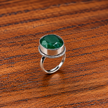 Timeless Silver Ring with Sparkling Cut Stone