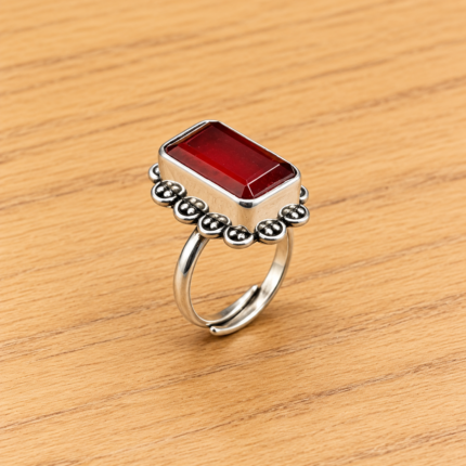 Classic 925 Silver Ring with Cut Stone Design