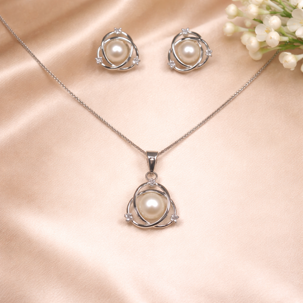 Elegant pearl and silver jewellery set 925 Silver Radhika Pendant Set – Timeless Elegance