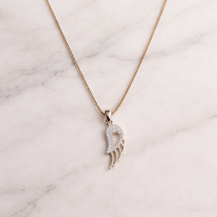 Shanaya 925 Silver Pendant – A Blend of Tradition and Modernity