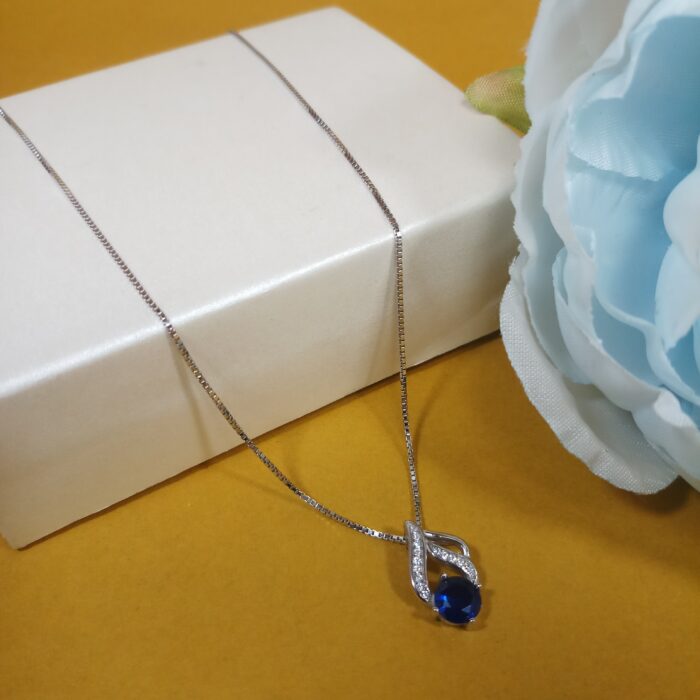 925 Sterling Silver Blue Stone Chain Pendant – Timeless Elegance & Shine