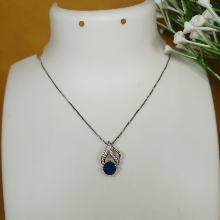 925 Sterling Silver Blue Stone Chain Pendant – Timeless Elegance & Shine