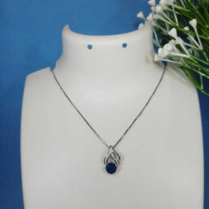 925 Sterling Silver Blue Stone Chain Pendant – Timeless Elegance & Shine