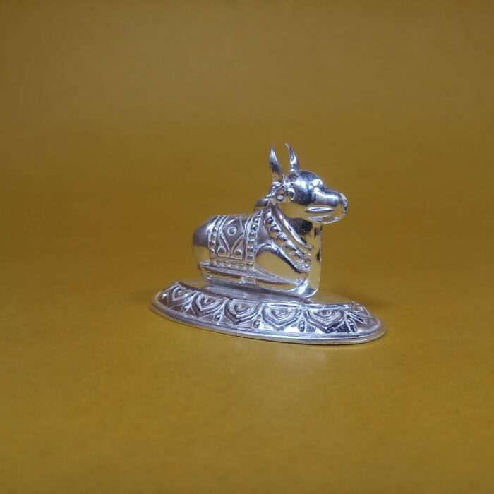 Silver Nandi for Pooja – Symbol of Devotion & Prosperity