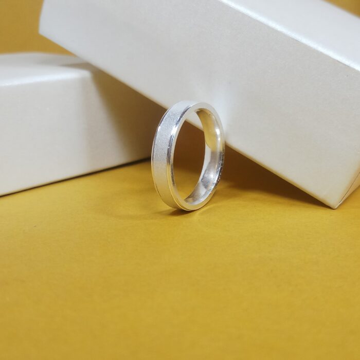 High-Polish Sterling Silver Band Ring