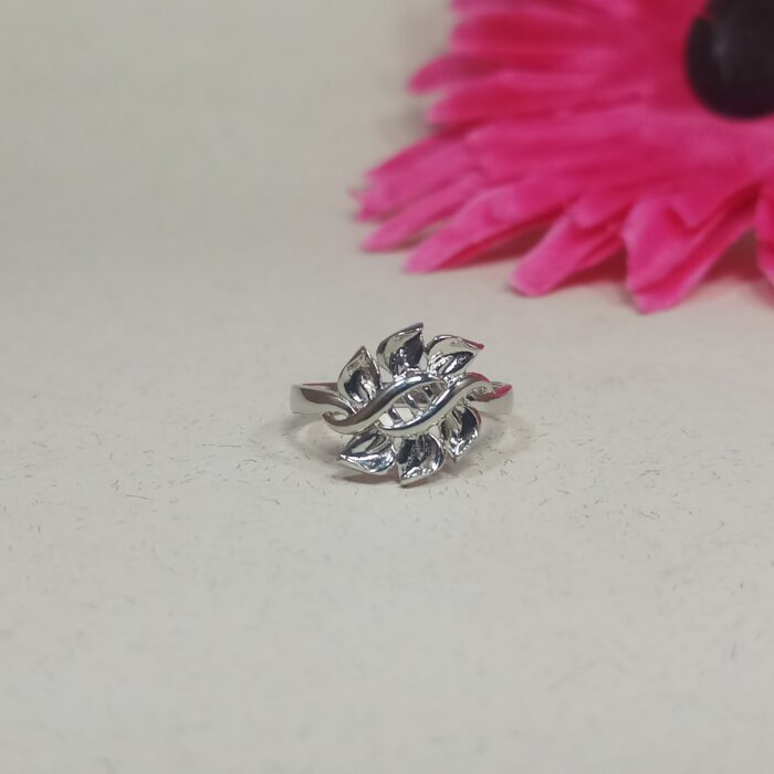 Premium Silver 925 Ring – Elegant & Timeless