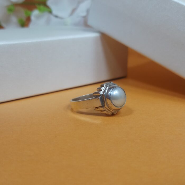 Handmade Silver Pearl Ring – Classic Elegance