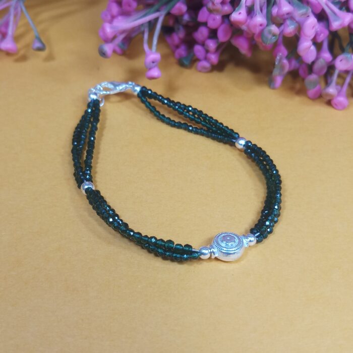 Minimalist Silver Bracelet for Women – Everyday Elegance