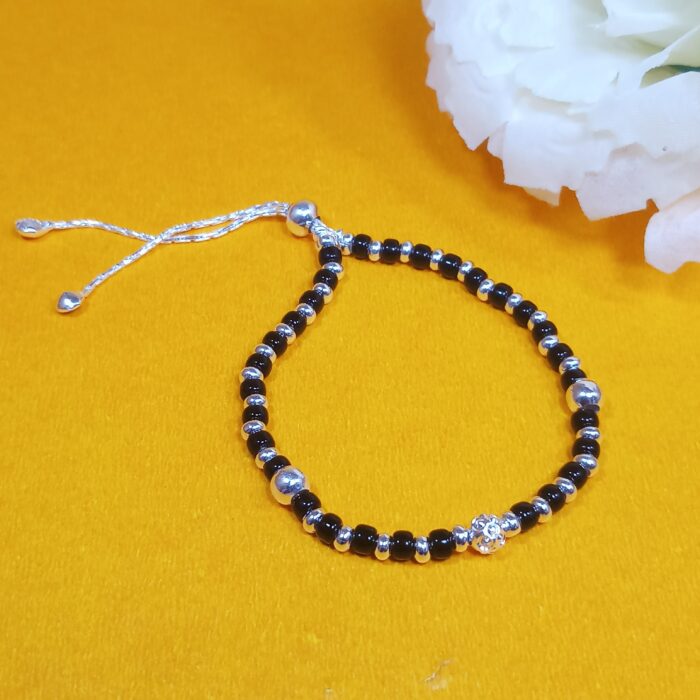 Ladies Evil Eye Bracelet – A Symbol of Protection & Style
