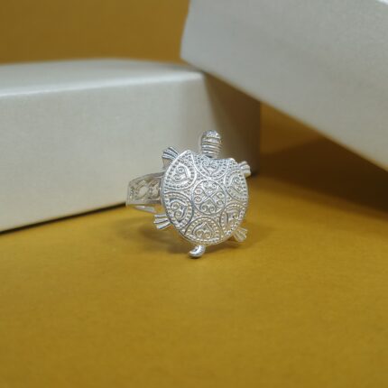 Elegant Pure Silver Tortoise Ring – Symbol of Longevity & Strength