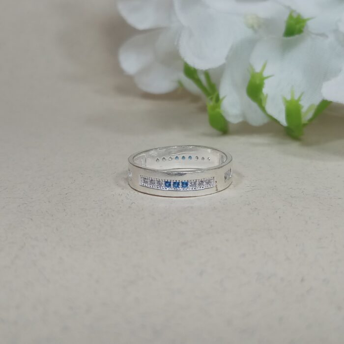Pure Silver Thumb Ring – Bold, Stylish & Timeless