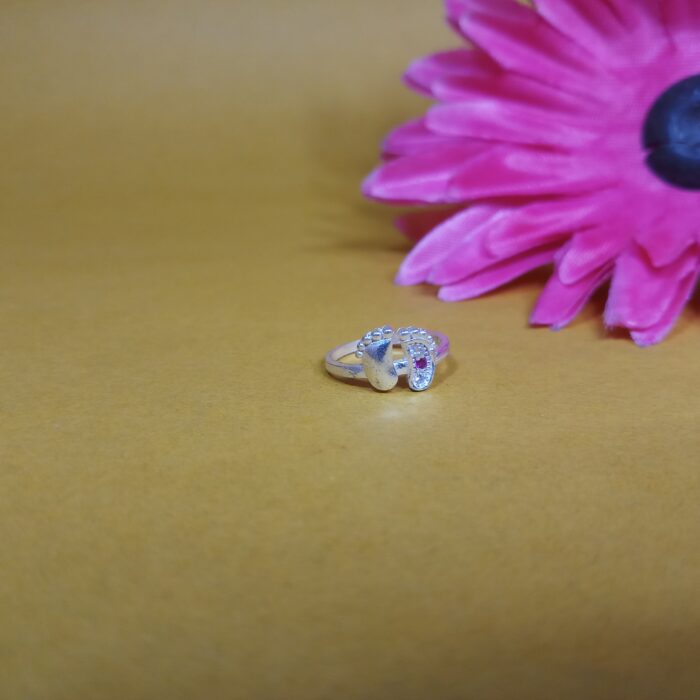 Tiny Sparkle – Pure Silver Kids Ring for Little Hands